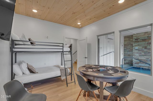 409 Compass Point Way, Sevierville, TN 37876