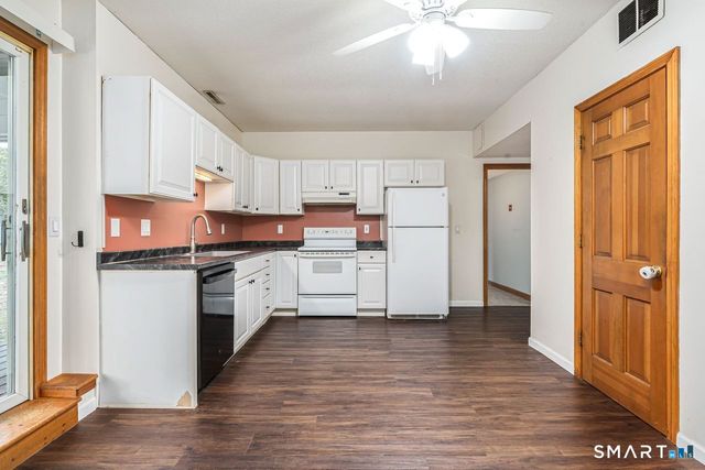 136 Broad Brook Road, Enfield, CT 06082