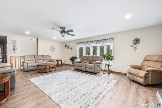 136 Broad Brook Road, Enfield, CT 06082