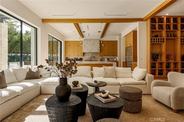16258 Bertella Drive, Encino, CA 91436
