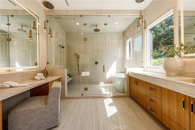 16258 Bertella Drive, Encino, CA 91436