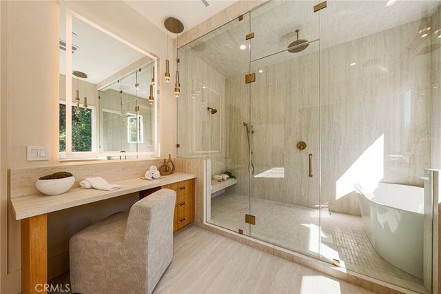 16258 Bertella Drive, Encino, CA 91436