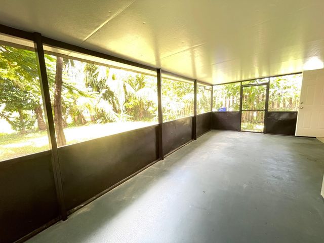 630 N 69th Avenue, Hollywood, FL 33024