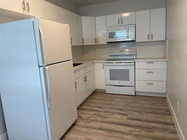 630 N 69th Avenue, Hollywood, FL 33024