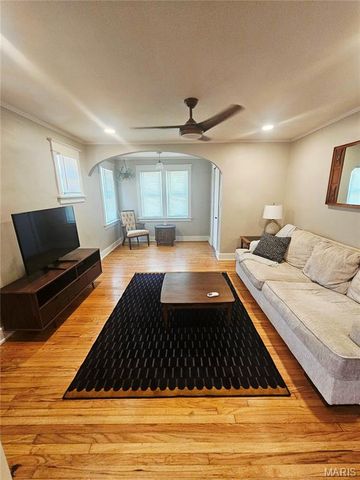 3344 Lucas And Hunt Road, Velda Village, MO 63121