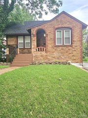 3344 Lucas And Hunt Road, Velda Village, MO 63121