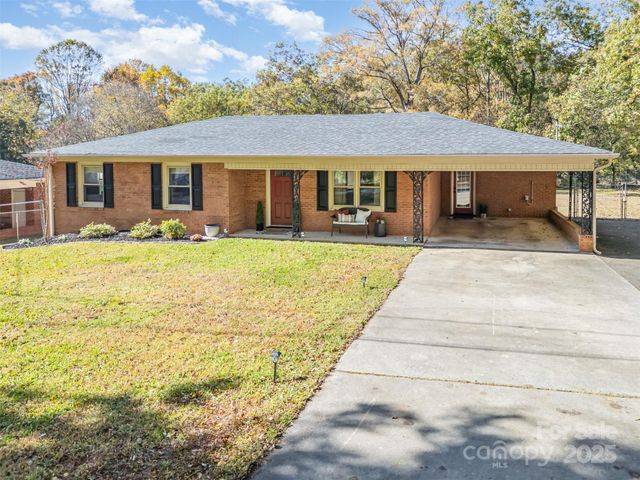 100 Fir Avenue, Kannapolis, NC 28081