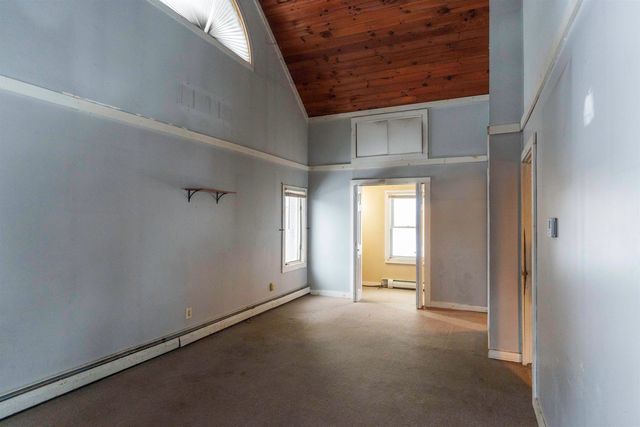 95 Union Street, Springfield, VT 05156