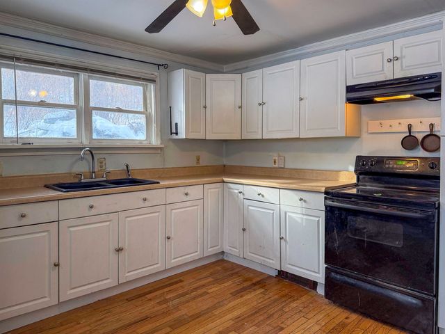 95 Union Street, Springfield, VT 05156