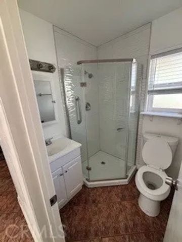 345 E college Street, Covina, CA 91724