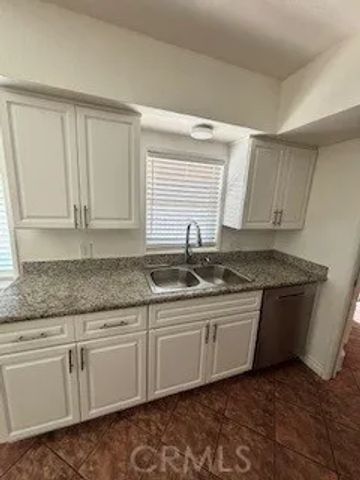 345 E college Street, Covina, CA 91724
