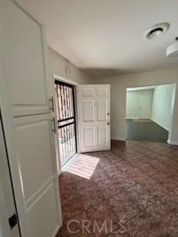 345 E college Street, Covina, CA 91724