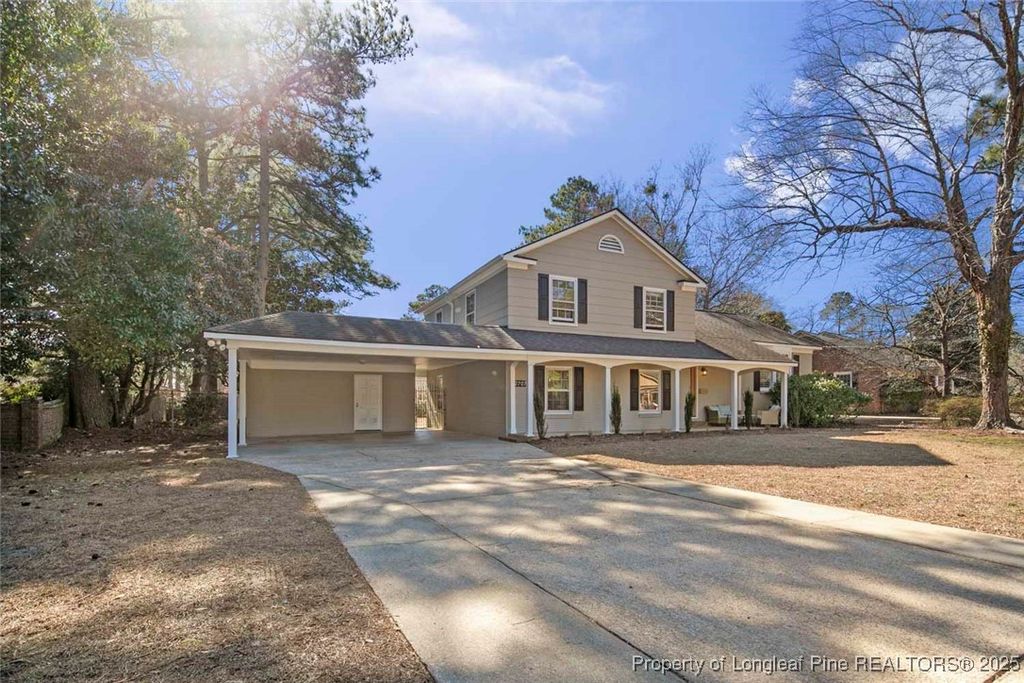 2707 Mirror Lake Drive, Fayetteville, NC 28303