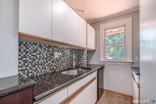 430 Blohm Street, West Haven, CT 06516