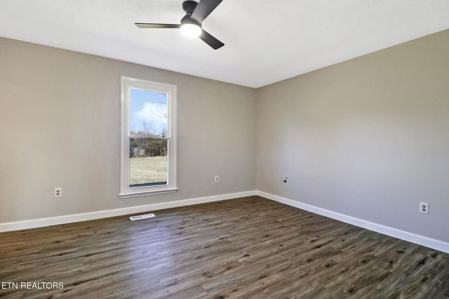 250 Skyline Drive, Jamestown, TN 38556