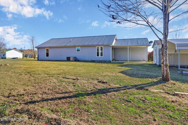 250 Skyline Drive, Jamestown, TN 38556