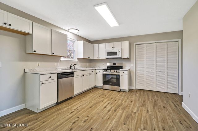 250 Skyline Drive, Jamestown, TN 38556