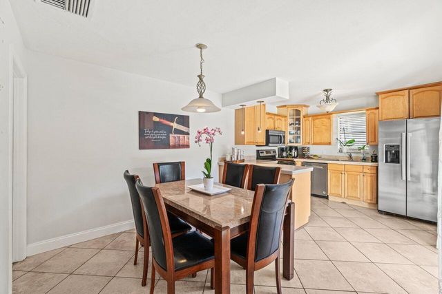 7529 E Courtyard Run E, Boca Raton, FL 33433