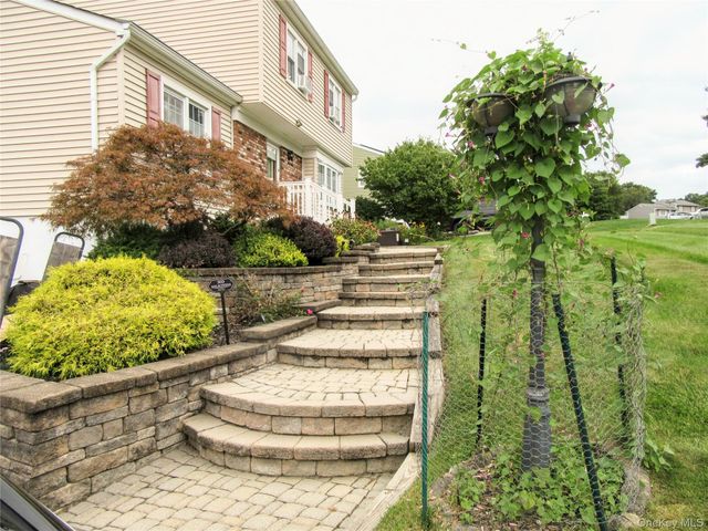 171 Barnes Road, Washingtonville, NY 10992