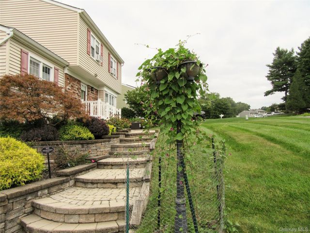171 Barnes Road, Washingtonville, NY 10992