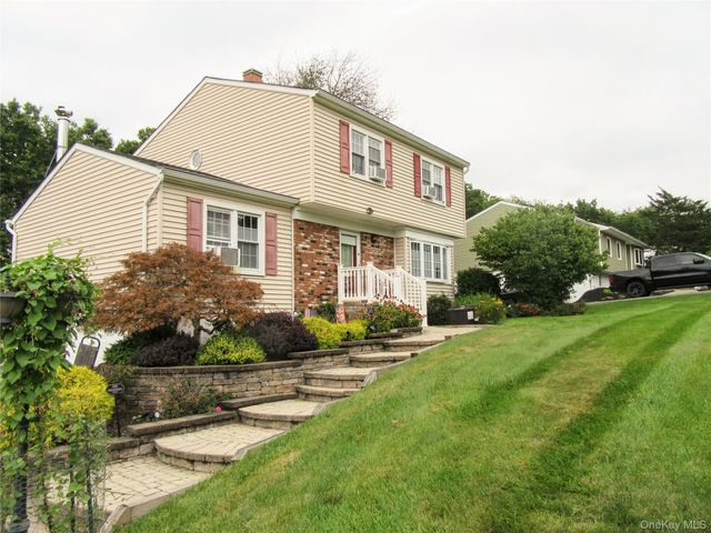 171 Barnes Road, Washingtonville, NY 10992