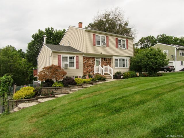 171 Barnes Road, Washingtonville, NY 10992