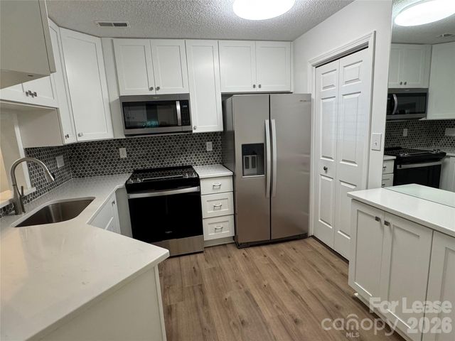 6523 Clavell Lane L, Charlotte, NC 28210