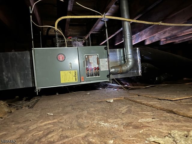 73 Hamilton St 4, East Orange City, NJ 07017