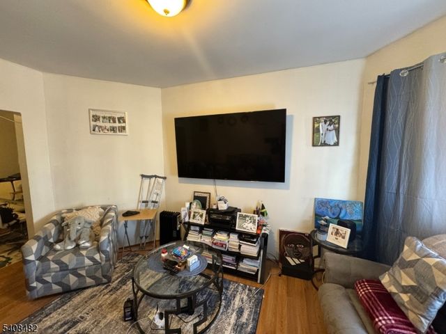 73 Hamilton St 4, East Orange City, NJ 07017