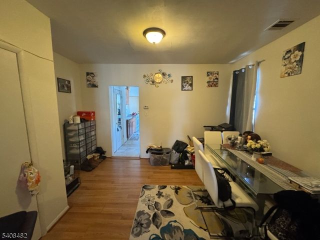 73 Hamilton St 4, East Orange City, NJ 07017