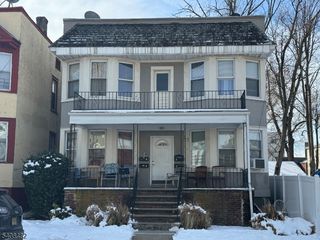 73 Hamilton St 4, East Orange City, NJ 07017