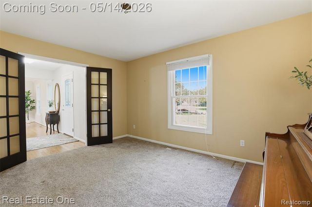 11163 Sand Crane Way, South Lyon, MI 48178