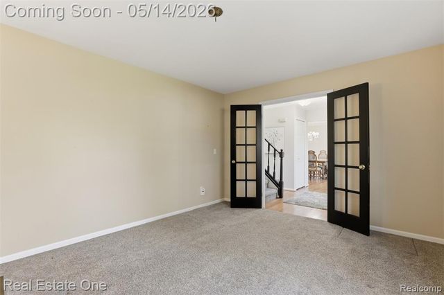 11163 Sand Crane Way, South Lyon, MI 48178