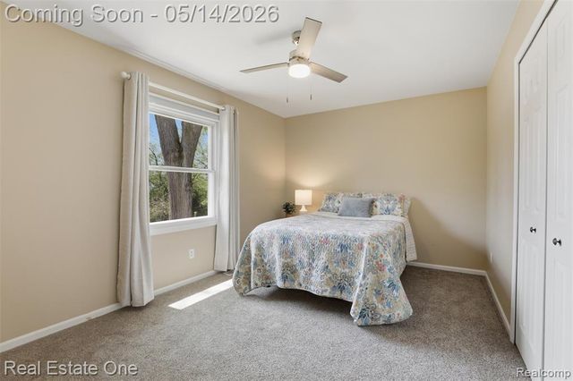 11163 Sand Crane Way, South Lyon, MI 48178