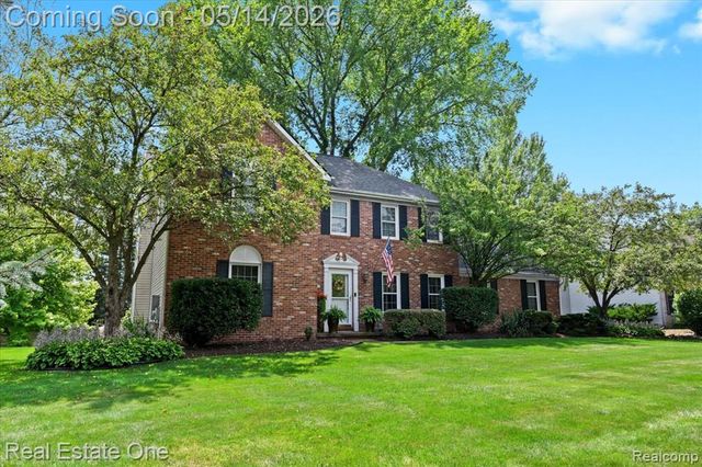 11163 Sand Crane Way, South Lyon, MI 48178