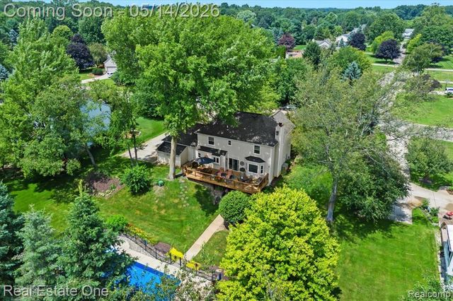 11163 Sand Crane Way, South Lyon, MI 48178