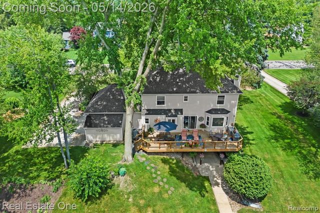 11163 Sand Crane Way, South Lyon, MI 48178