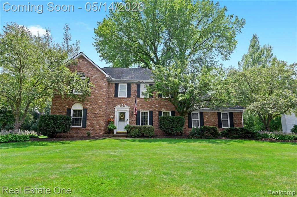 11163 Sand Crane Way, South Lyon, MI 48178