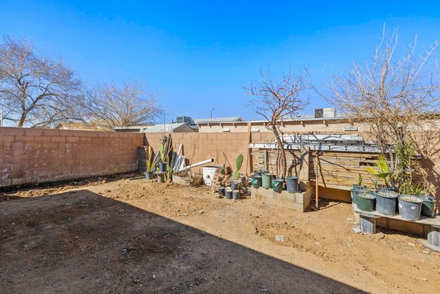 3111 E Avenue Q13, Palmdale, CA 93550