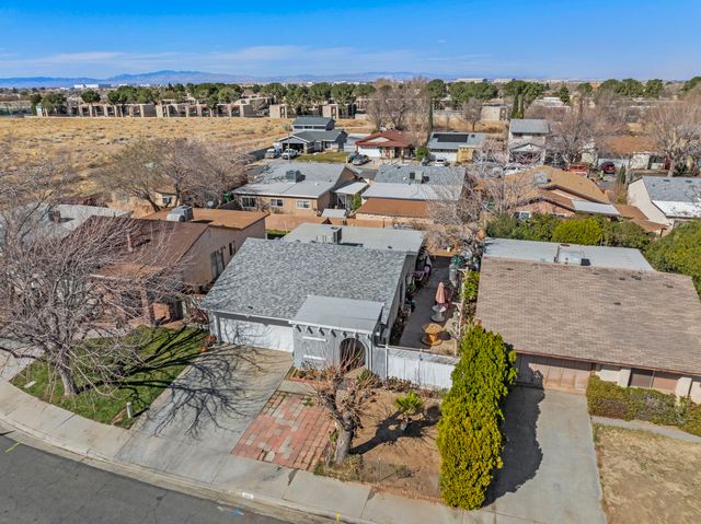 3111 E Avenue Q13, Palmdale, CA 93550