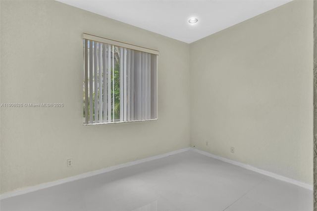 18579 Harbor Light Way, Boca Raton, FL 33498