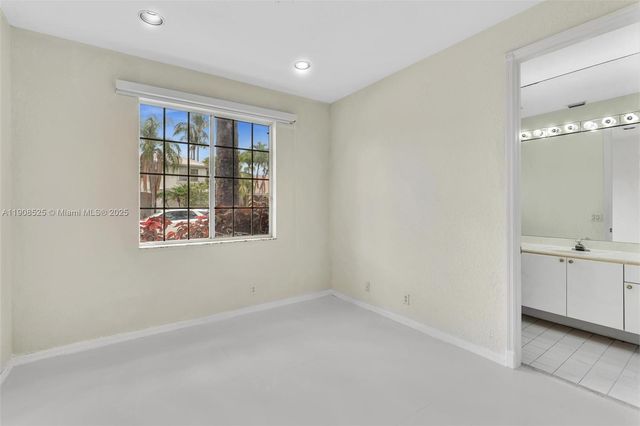 18579 Harbor Light Way, Boca Raton, FL 33498