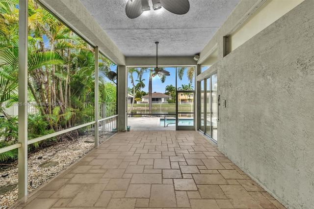 18579 Harbor Light Way, Boca Raton, FL 33498