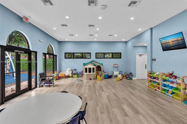 18579 Harbor Light Way, Boca Raton, FL 33498