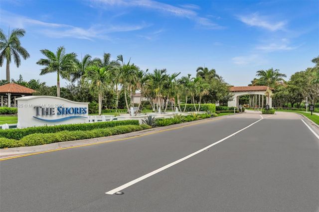 18579 Harbor Light Way, Boca Raton, FL 33498