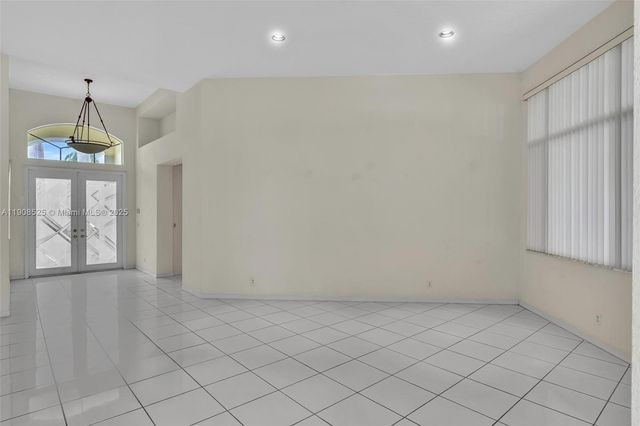 18579 Harbor Light Way, Boca Raton, FL 33498