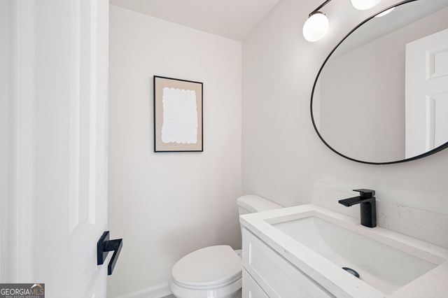 150 N POND Court, Roswell, GA 30076