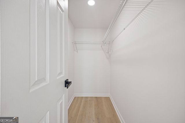 150 N POND Court, Roswell, GA 30076