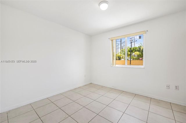 13723 SW 160th Ter, Miami, FL 33177