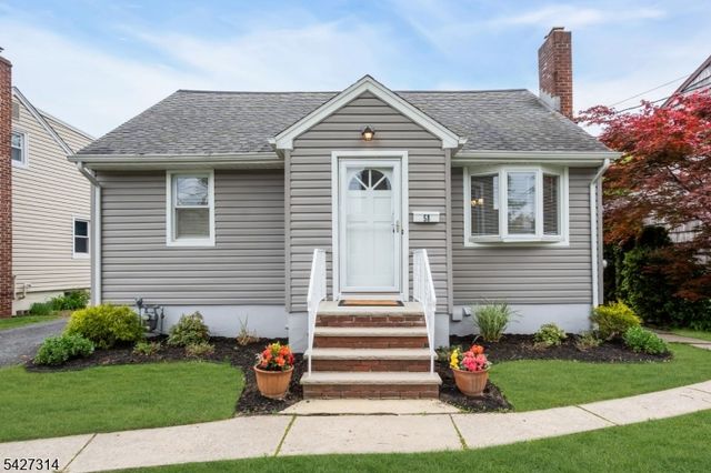 58 Locust Dr, Kenilworth Boro, NJ 07033
